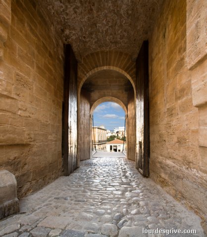 Porta de Ses Taules (Ses Taules Gateway). Ibiza